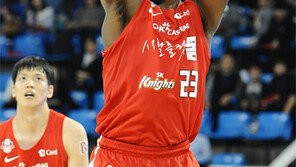 ‘수비 불가’ 득점기계 화이트