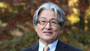 무대와 로스쿨 강단 동시에 서는 대학로 마당발 ‘배우사’