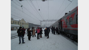 식사는 정차하는 역에서 해결하는 것이 좋아요