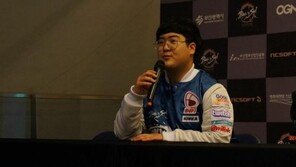 2016년 ‘블레이드앤소울’ 최종 우승자 김신겸 선수 “내년 새 직업으로 새 도전”