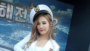 지스타 '해전1942' 부스에서 빛난 플라이위드미, 열정적인 댄스로 관람객 시선 집중