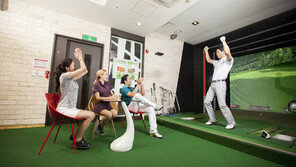 스크린골프와 함께라면 겨울에도 ‘펀 샷’