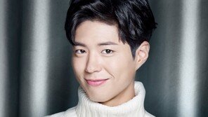 [포토]‘로맨틱남’ 박보검 크리스마스 광고 비주얼 ‘여심 저격’