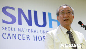 “모른다…모른다” 서창석 대통령 前주치의, 리더자격 있나