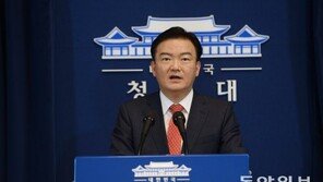 ‘난리났다’ 웃음 논란 민경욱, 세월호 당시 “잠수사 시신 1구당 500만원” 등 수차례 구설