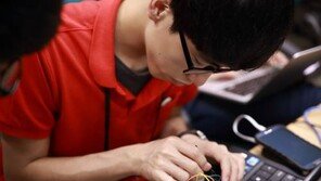 [사회공헌 Together]IT 꿈나무에게 멘토링 워크숍·임직원 강의 등 제공