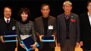 전국 영어 수학 경시대회 成大서 시상