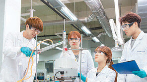 공업과 서비스가 만나는 지식기반 융합인재 양성