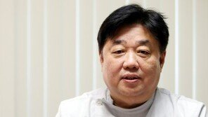 대한성형외과의사회장 “비전문의 김영재가 성형외과 전문의 행세”