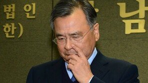 현직 대통령 수사할 매머드급 박영수 특검 출범…수사 채비