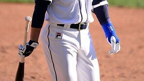 ‘주장 연임’ 김재호 “두산왕조 주춧돌 놓겠다”