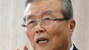 ‘탄핵안 2일 표결’ 무산, 김종인 “정치권 놀아나…촛불 민심, 국회 쪽으로 휠 것”