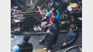 서문시장 방문 박근혜 대통령 ‘차 안에서 눈물’…오래 있으면 방해 판단 