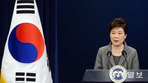 朴대통령, 3차 담화에도 지지율 반등 실패…지난주 이어 4%