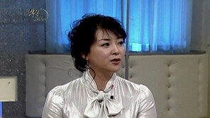이상아 세 번째 이혼, “누구나 태어날 때 인생의 실타래…난 조금 더 꼬여 있었을 뿐” 과거 발언