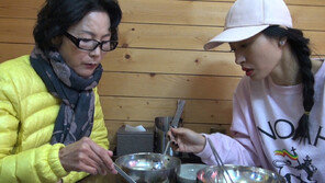 [연예 뉴스 스테이션] 황보, ‘사람이 좋다’서 가슴아픈 가족사 공개