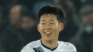 손흥민 날자 토트넘도 춤췄다!