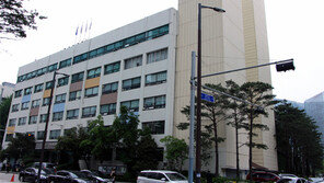 신청사 건립, 주민 눈치 보며 속앓이