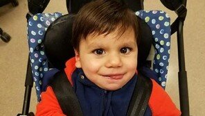 체중 3.5kg 나갔던 7세 아이…사랑의 힘으로 회복 ‘뭉클’