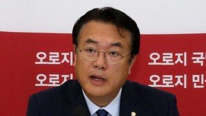정진석 “개헌 반대하는 문재인, 反노무현적…개헌은 탄핵 이후 큰 산”