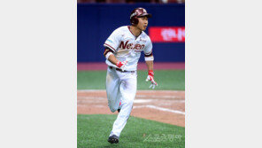 ‘달라진 위상’ 고종욱, ‘연봉대박’으로 마침표 찍나