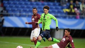 당당하게 싸운 전북현대, 뜨거웠던 장외열전