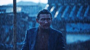 ‘올해를 빛낸 영화배우’ 3위 공유·2위 송강호…그럼 1위는?