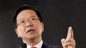 김부겸 “촛불 시민혁명, 개헌으로 완성돼야…대통령 하나 바꾸는 걸로 안 돼”