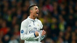 확 바뀐 발롱도르, 이변은 없었네