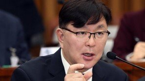 [최순실 3차 청문회]김영재 “朴대통령, 얼굴 비대칭 심해진다고…”