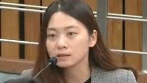 전 간호장 신보라 “대통령에 의료용 가글 전달”…손혜원 “그건 필러시술 때 사용”