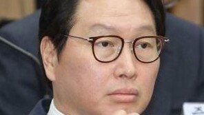 “특검팀, 朴대통령-최태원 회장 독대 내용 담긴 ‘말씀자료’ 확보” 뇌물죄 입증 되나