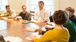 탄탄한 기초학문 교육… 문제 해결력-시대흐름 읽는 능력 키워