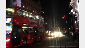 영국의 상징 붉은색 ‘더블데커’ 역사 속으로 사라지나?