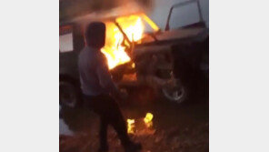 심심해 억대 벤츠에 불지른 ‘금수저’…“부자 아닌 멍청이들” 비난 쇄도