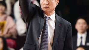 김진 감독 “선수 발전에 도움되는 지도자로 기억되고 싶어” 