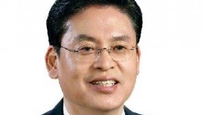 ‘친박’ 정우택, 與 새 원내대표 선출…정의당 “변화 모르는 새누리, 차라리 잘 됐다” 