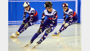 한승수-빅토르 안, 유니폼 달라도 마음만은 동료였다