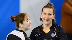 의욕 넘쳤던 헐리, 가능성 보여준 V리그 데뷔전