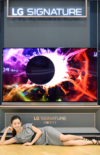 [2016 하반기 히트상품] 굿! 77인치 초대형 화면 생생한 현장감