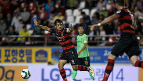 FA 황지수 잔류…포항, 지킬 선수는 지킨다