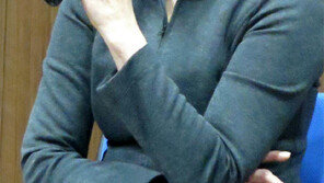 아베 부인, 대학서 솔직 토크뒤 해명 진땀