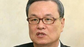 새누리 비대위원장에 인명진…“새누리는 엄마 보호속에서 자란 아이 같아”