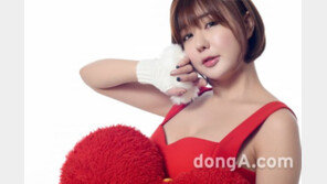 [정기자의  Pick Up]섹시 산타로 변신한 류지혜