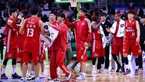 [바스켓볼 브레이크] 제야의 종소리 농구장서 듣는다