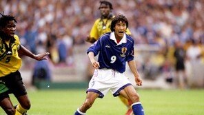 [콤팩트뉴스] “나카야마, 쉰 살에도 현역생활” 外