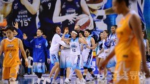 하워드 30점…삼성생명 4연패 탈출