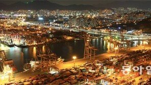 2.6%로 낮춘 성장률… 대책은 돈풀기뿐