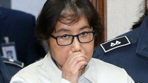 최순실 “정신적 충격” 특검 소환 불응…“내 정신도 충격” “공황장애라 못 간다고 전해라”