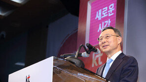 황창규 KT 회장 광폭행보, 연임결심 굳혔나